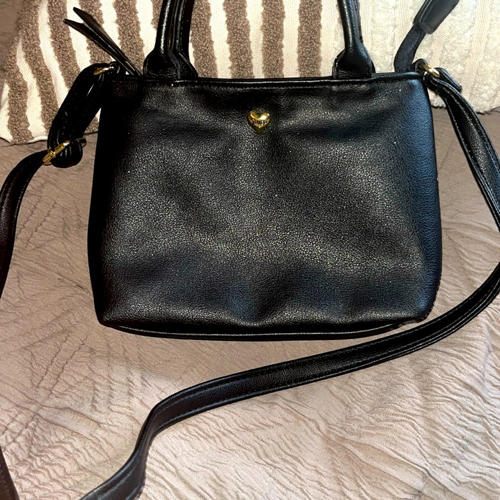 Small juicy couture purse
- Never used
- perfect condition